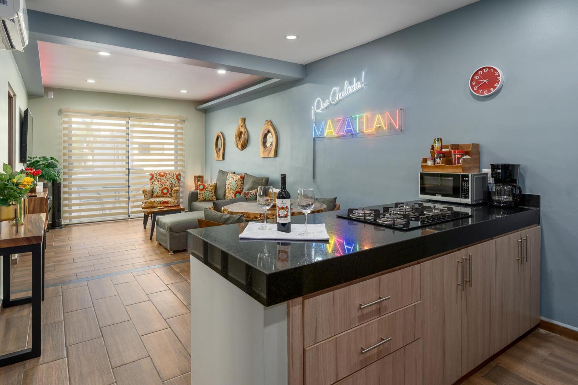 New & Comfy, 5 Star Area, Walk 2 Beach, Pool, Views, King Bed Mazatlán Zewnętrze zdjęcie